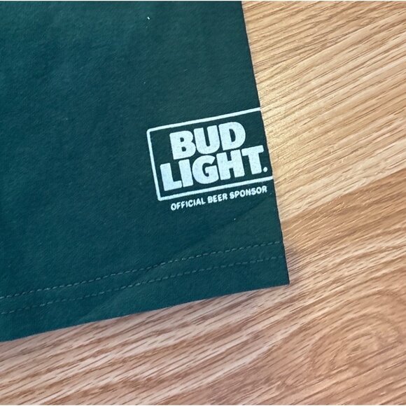 Green Bay Packers Logo T-Shirt L Jerzees Green 100% Cotton Bud Light - Picture 3 of 8